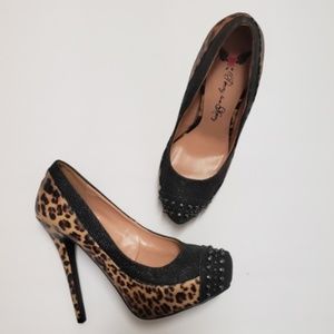 Leopard print embellished platform heels Sz 7 1/2